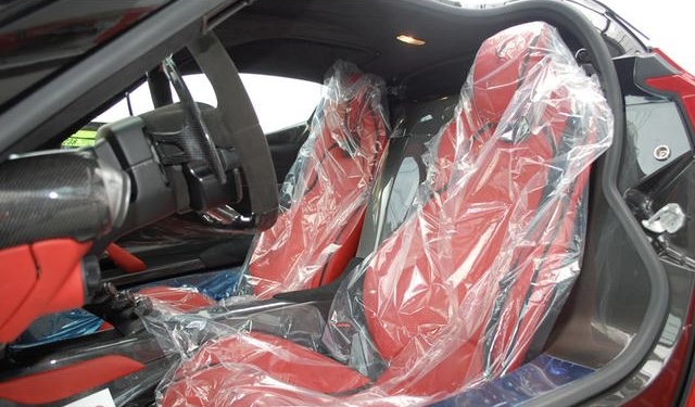 Ferrari LaFerrari interior